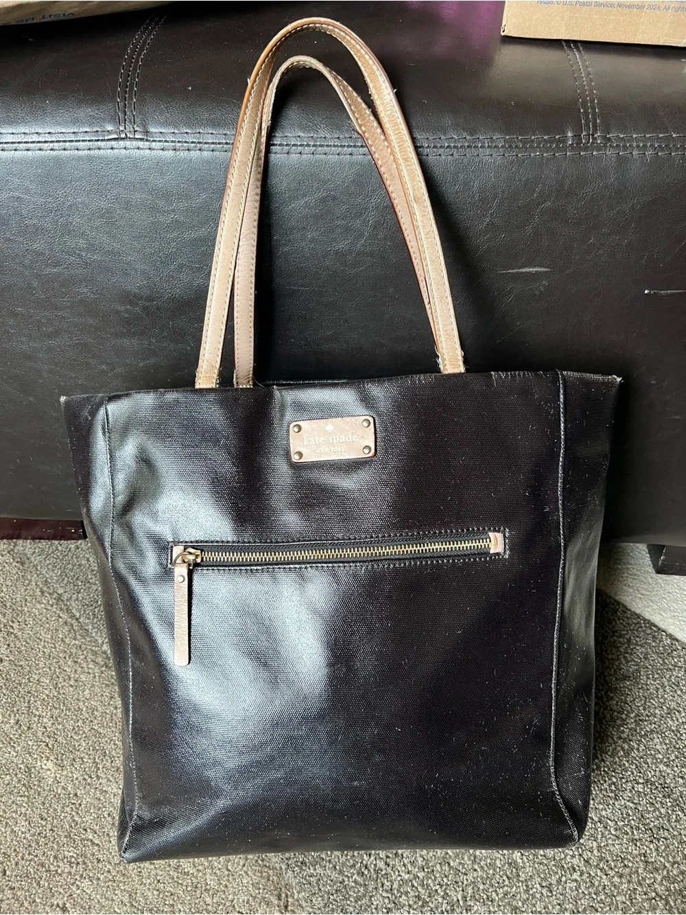 KATE SPADE NEW YORK KERRYN FULTON STREET PATENT LEATHER LARGE SHOPPERS TOTE